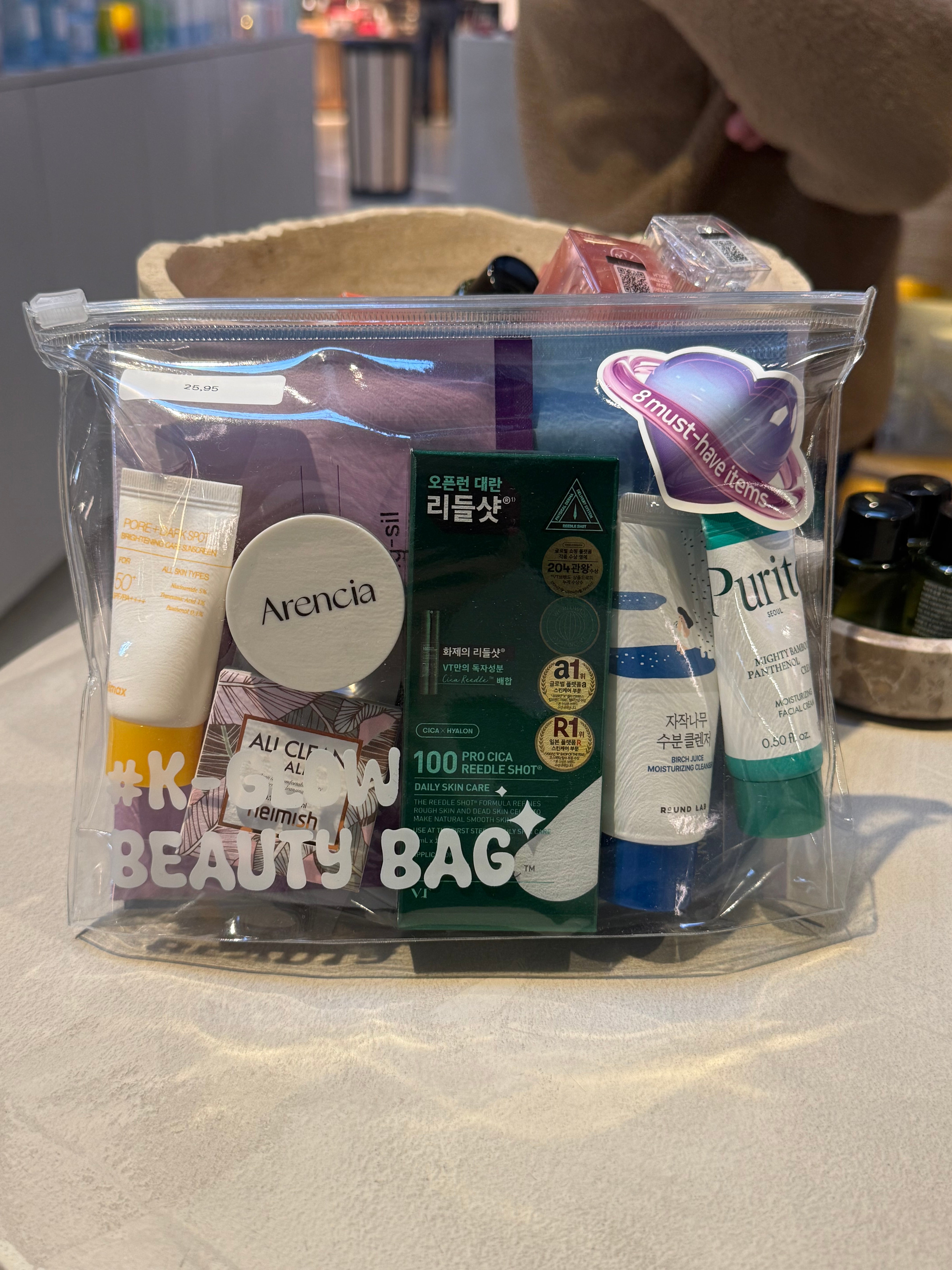 Yunji K-Glow Beauty Bag
